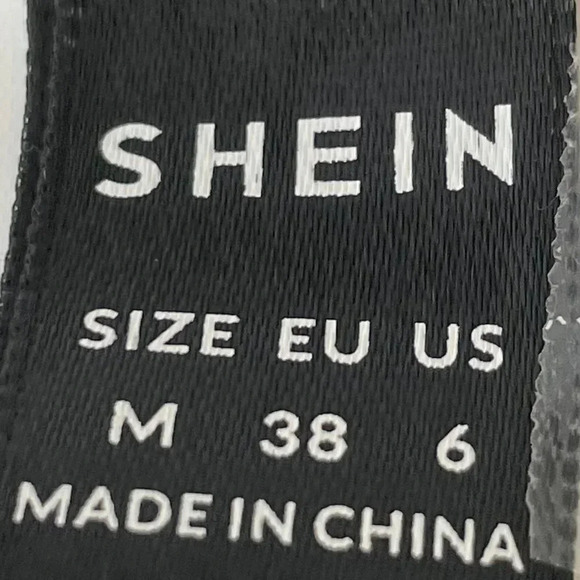 SHEIN, Pleated Flowy Skater Pull-On Skirt Color Black, Size 6 Elastic Wa… - Picture 8 of 8